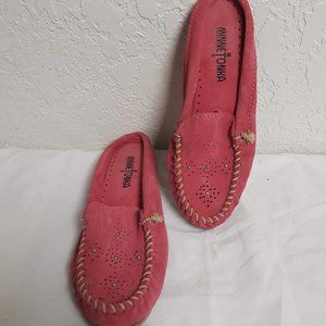 Pink Minnetonka Suede Moccasin Mule With Studs size 6.5